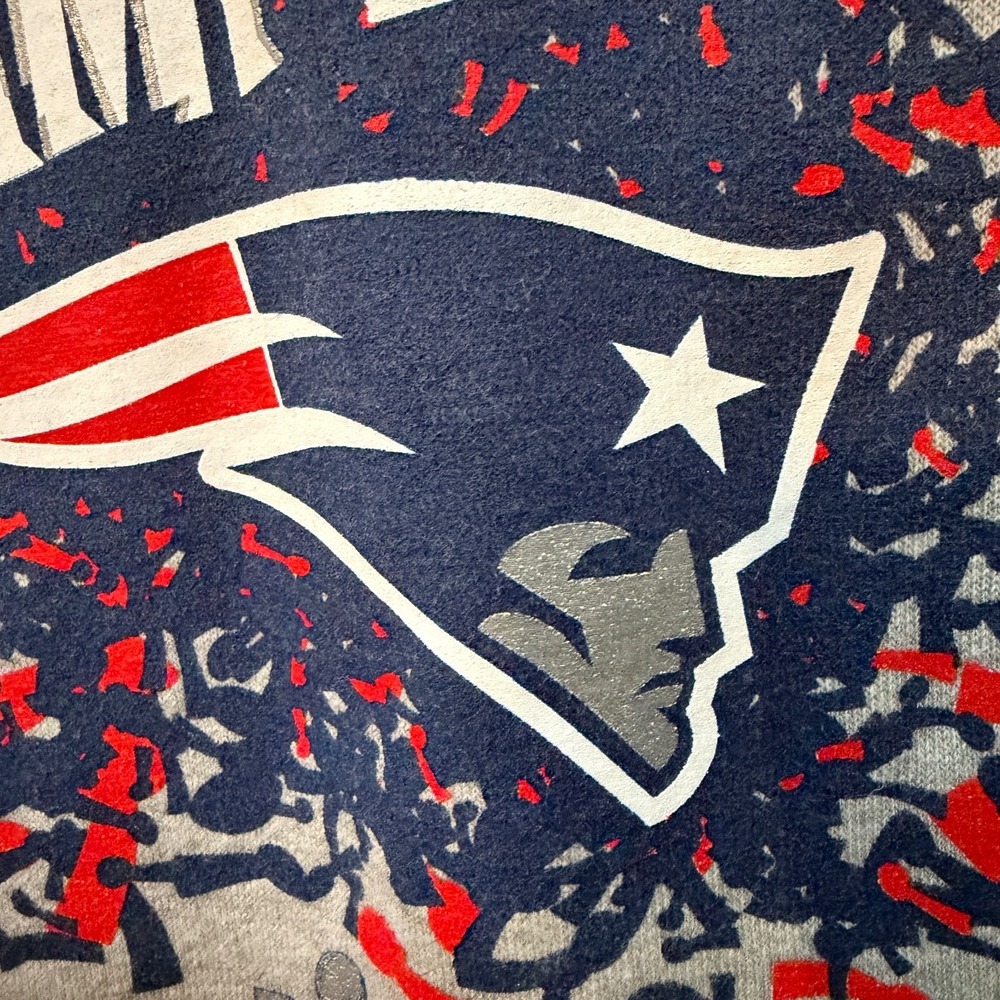 NFL New England Patriots Super Bowl LIII Champions Hoodie Women's‎ M V neck